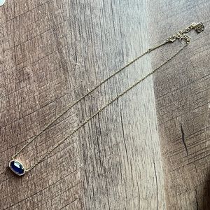 Kendra Scott necklace